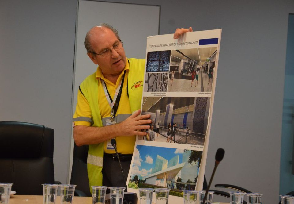 TUN RAZAK EXCHANGE: Malaysia Rapid Transit Corporation Sdn Bhd (MRT Corp) Sungai Buloh-Kajang (SBK) Line Project Director, Mr Marcus Karakashian explaining the station design and theme of the Tun Razak Exchange Station.
