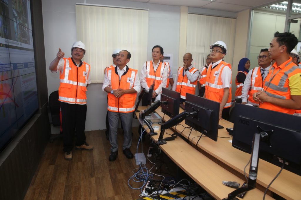 MRT-Corp-Events-Chief-Secretary-to-the-Government-visits-MRT-Project-3-1024x683