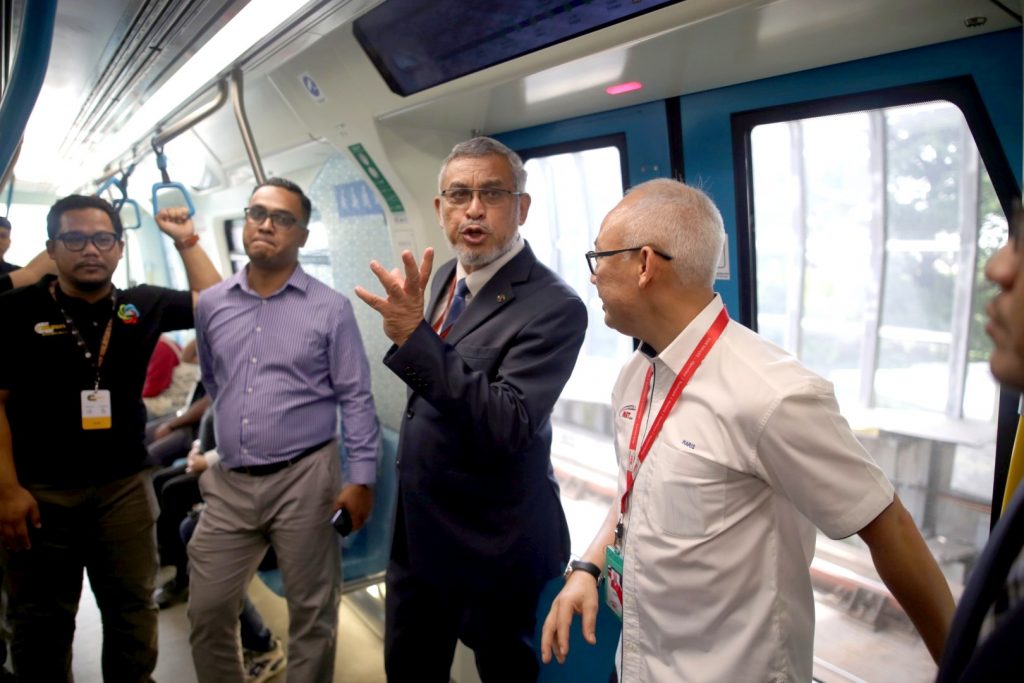 MRT-Corp-Events-November-2018-BUY-MALAYSIA’S-FIRST-SHOWCASE-AT-MRT-PASAR-SENI-STATION-1-1024x683