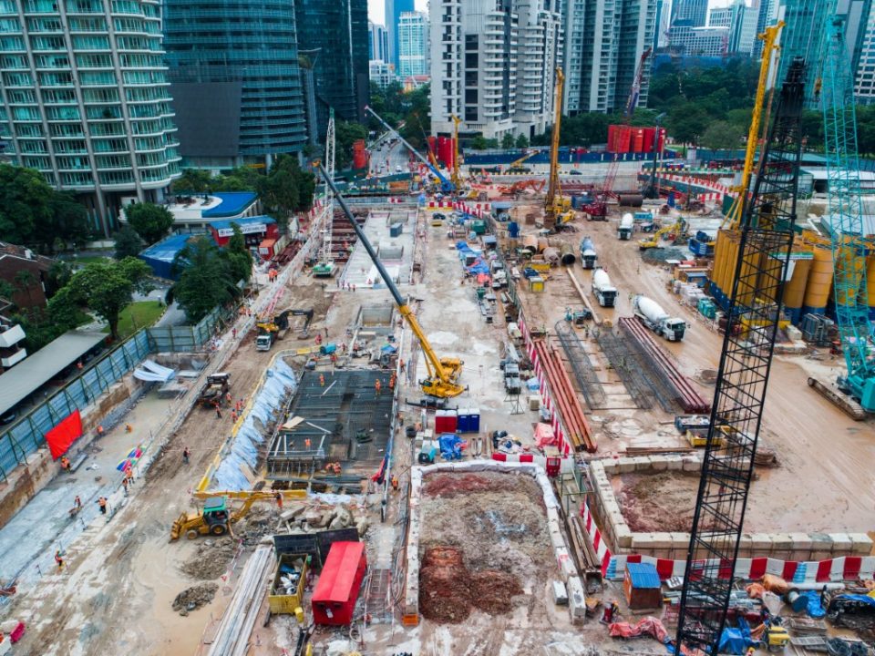 Pandangan udara tapak Stesen MRT KLCC Timur.