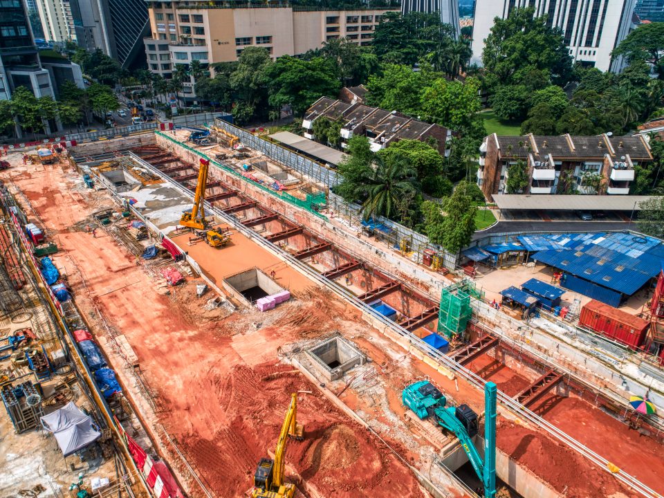 Pandangan atas tapak Stesen MRT KLCC Timur.
