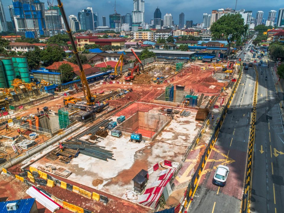 Pandangan keseluruhan tapak Stesen MRT Kampung Baru Utara.