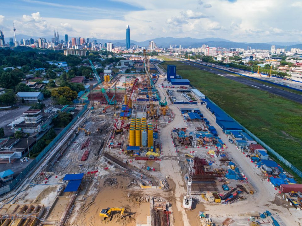 YANG PERTAMA: Projek MRT Laluan Sungai Buloh-Serdang-Putrajaya (SSP) merupakan projek pertama menggunakan kerah tugas GIS berasaskan “cloud” ESRI di Asia yang mengintegrasikan sepenuhnya Pemodelan Maklumat Bangunan dan Pemodelan Realiti