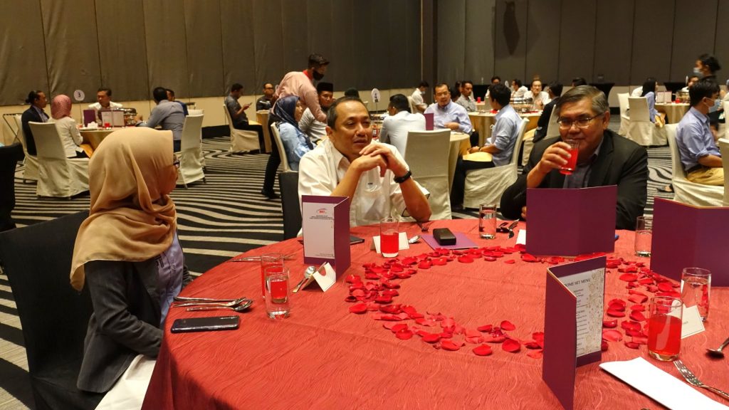 MRT-Corp-Events-August-2020-DEPUTY-FINANCE-MINISTER-II-DINES-WITH-MYEP-PARTICIPANTS-3-Large-1024x576