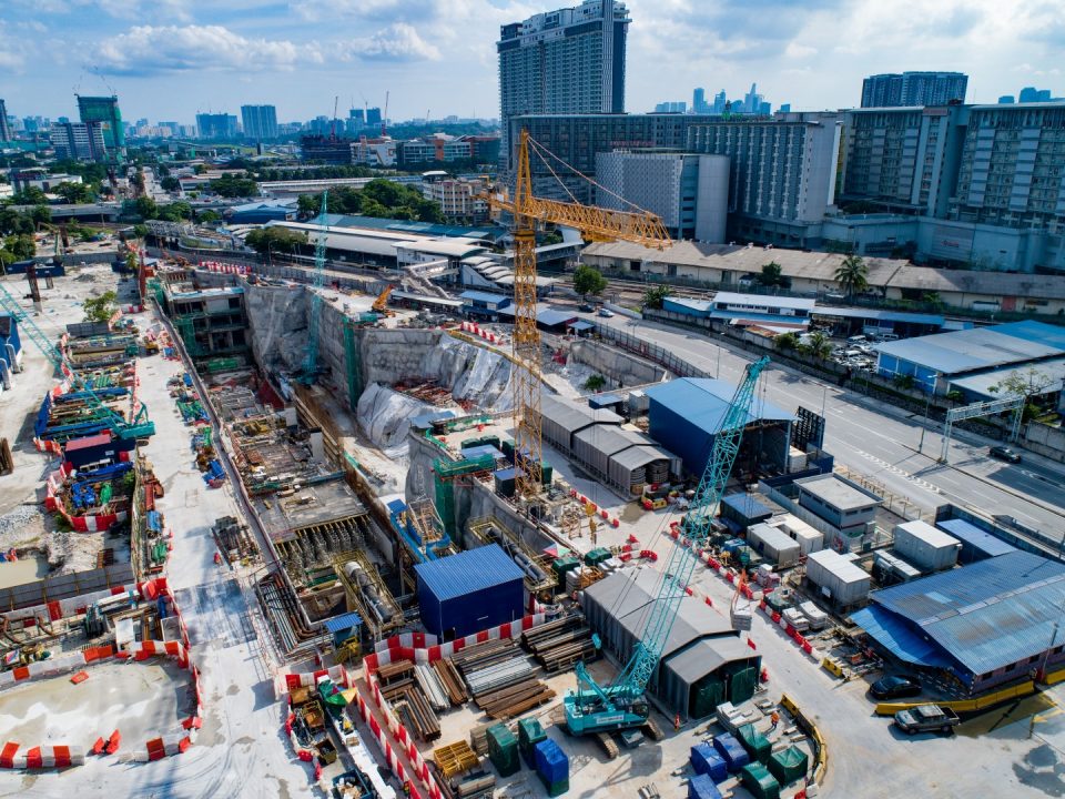 Pandangan udara tapak Stesen MRT Chan Sow Lin.