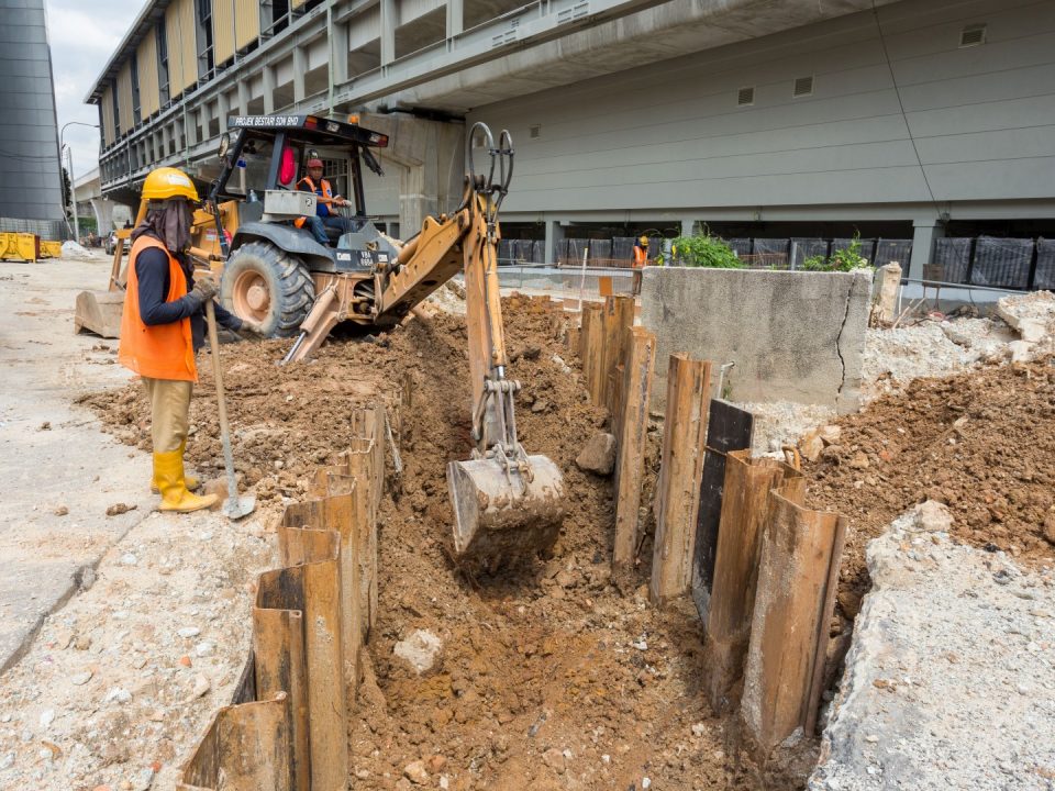 Kerja-kerja saliran sedang dijalankan di Stesen MRT Sri Delima.