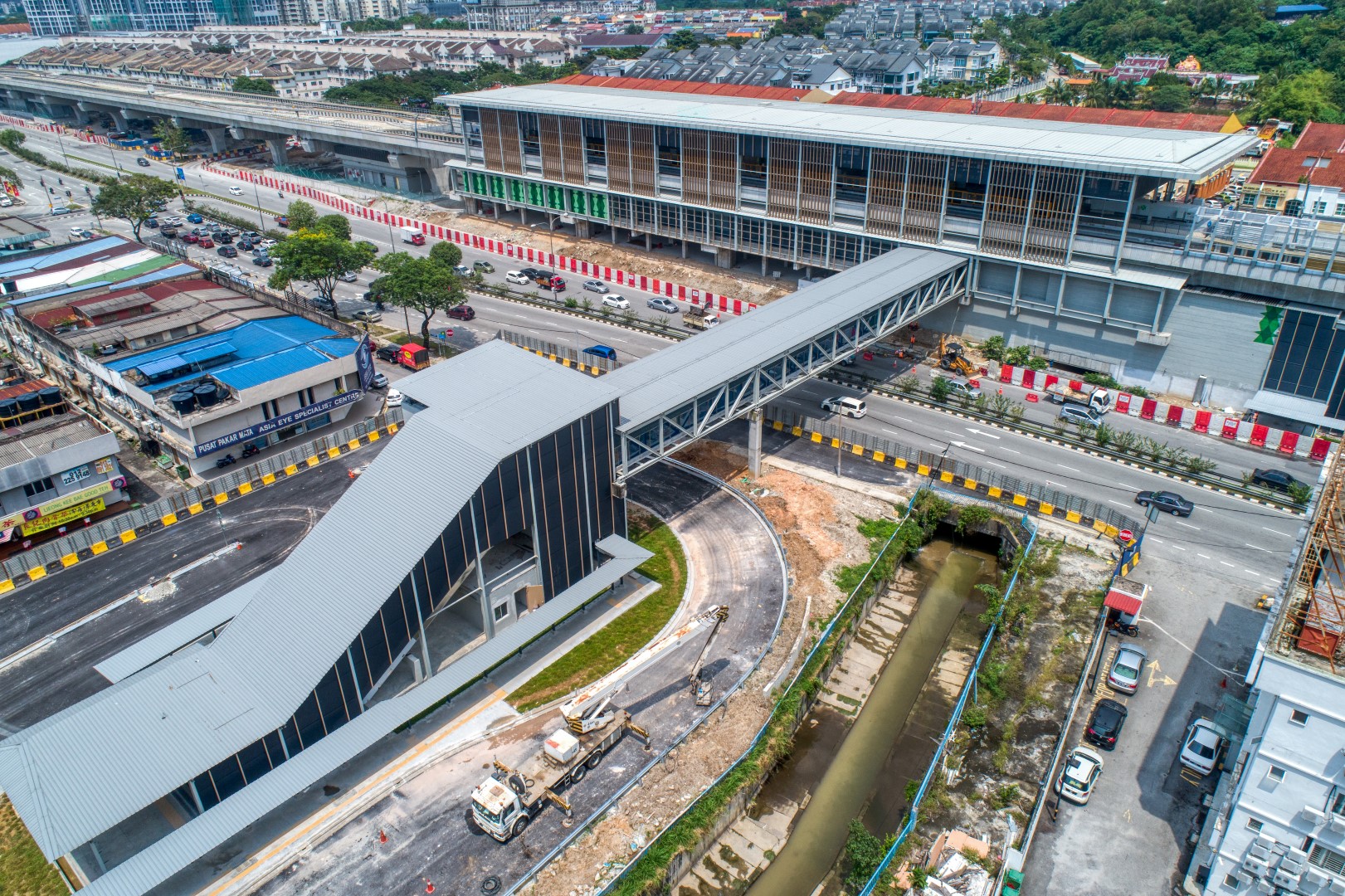 KVMRT PUTRAJAYA LINE  Length 52.2 km  37 stations  Completion 2022