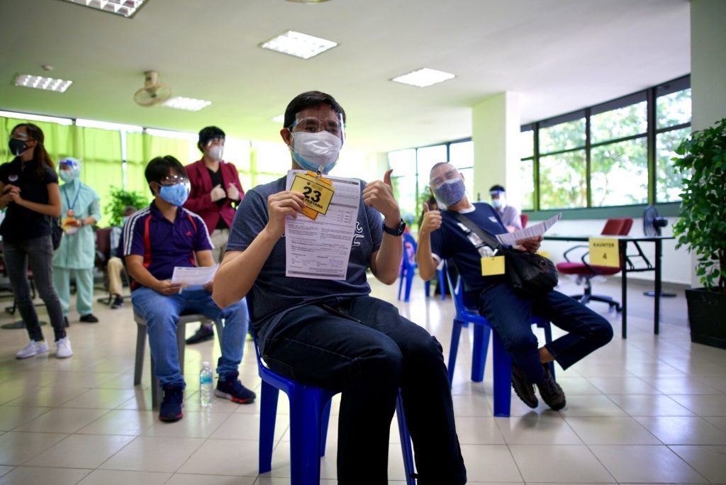 MRT-Corp-Events-July-2021-MRT-PUTRAJAYA-LINE-FEEDER-BUSES-TRANSPORT-RC-DEAF-MISSIONS-MALAYSIA-FOR-VACCINATION-5-1024x684