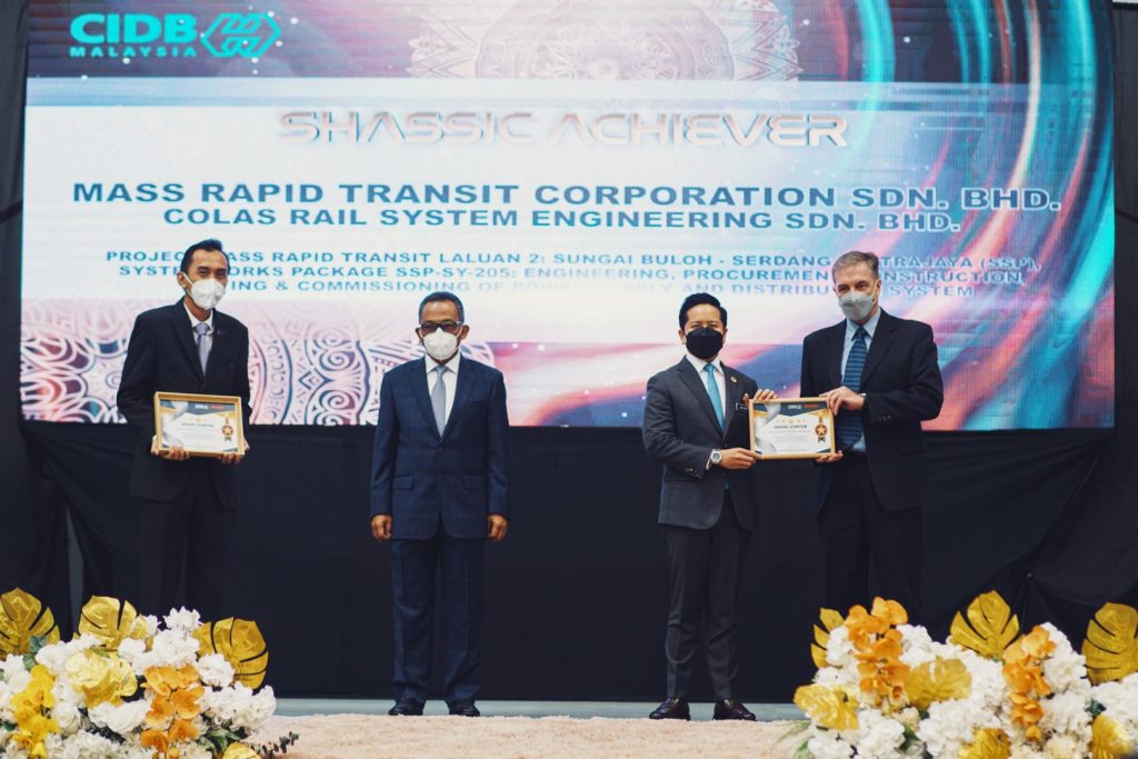 MRT-Corp-Dec-2021-MRT-PUTRAJAYA-LINE-BAGGED-TWO-SHASSIC-AWARDS-5-Large-1024x683