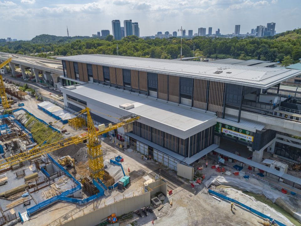 Pemeriksaan BOMBA telah dijalankan pada 25 Januari 2022 di Stesen MRT Putrajaya Sentral.