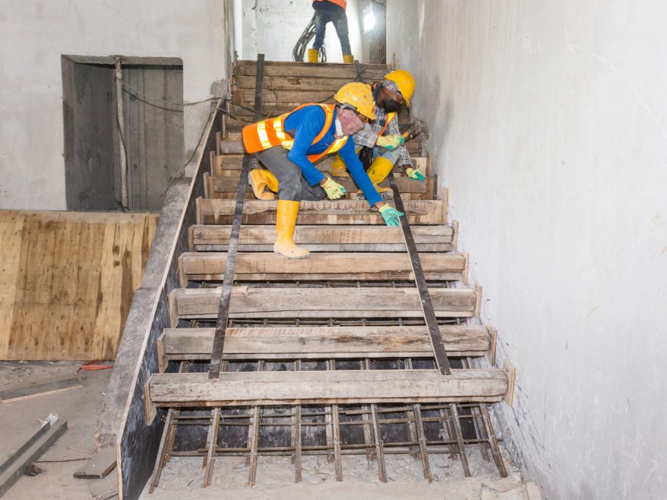 Pandangan udara Stesen MRT Bandar Malaysia Selatan menunjukkan kerja-kerja struktur pintu masuk, kambus balik dan jalan sedang dijalankan