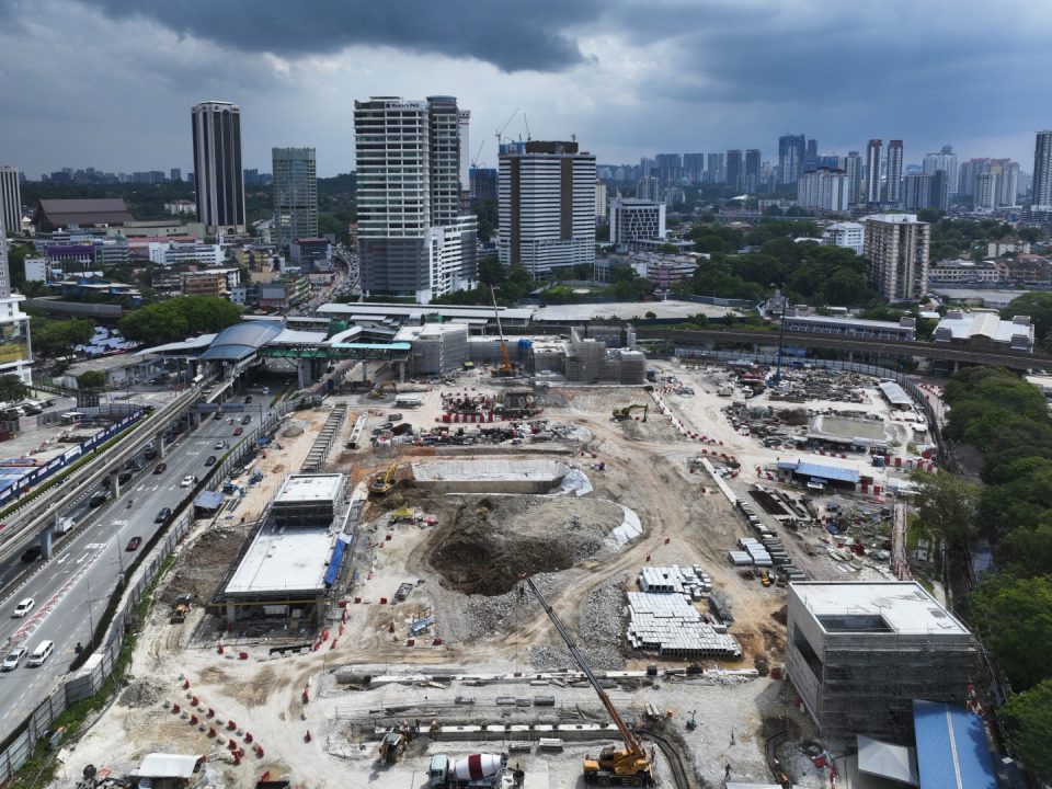 Pandangan udara Stesen MRT Titiwangsa.