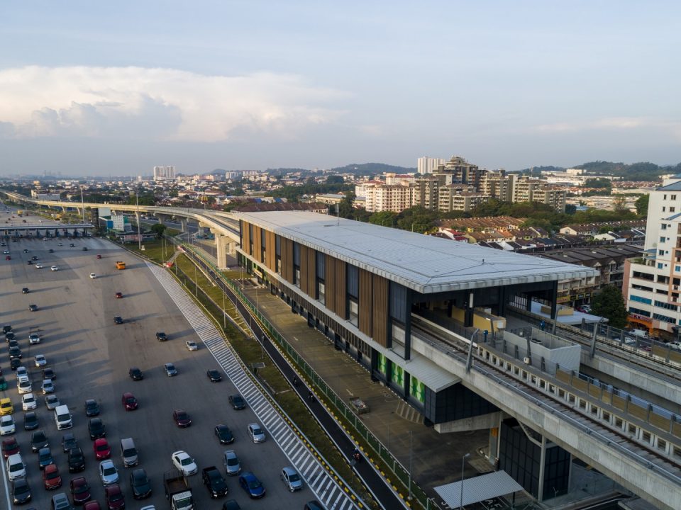 Kerja-kerja luaran stesen telah siap di Stesen MRT Serdang Raya Utara.