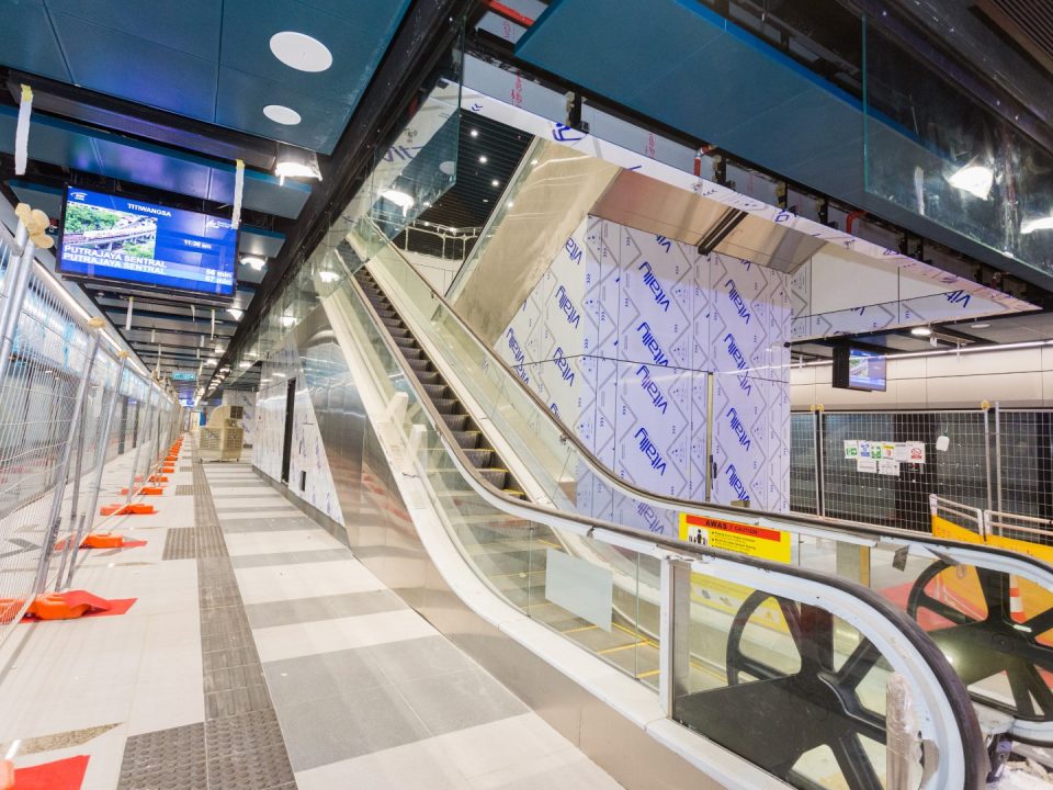 Aras platform Stesen MRT Titiwangsa telah siap sepenuhnya.