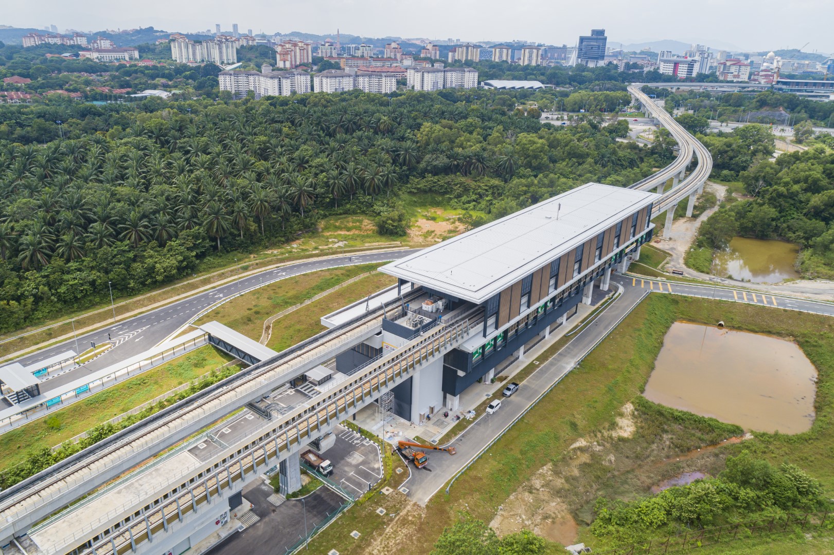 Persiaran APEC (Cyberjaya City Centre) MRT Corp