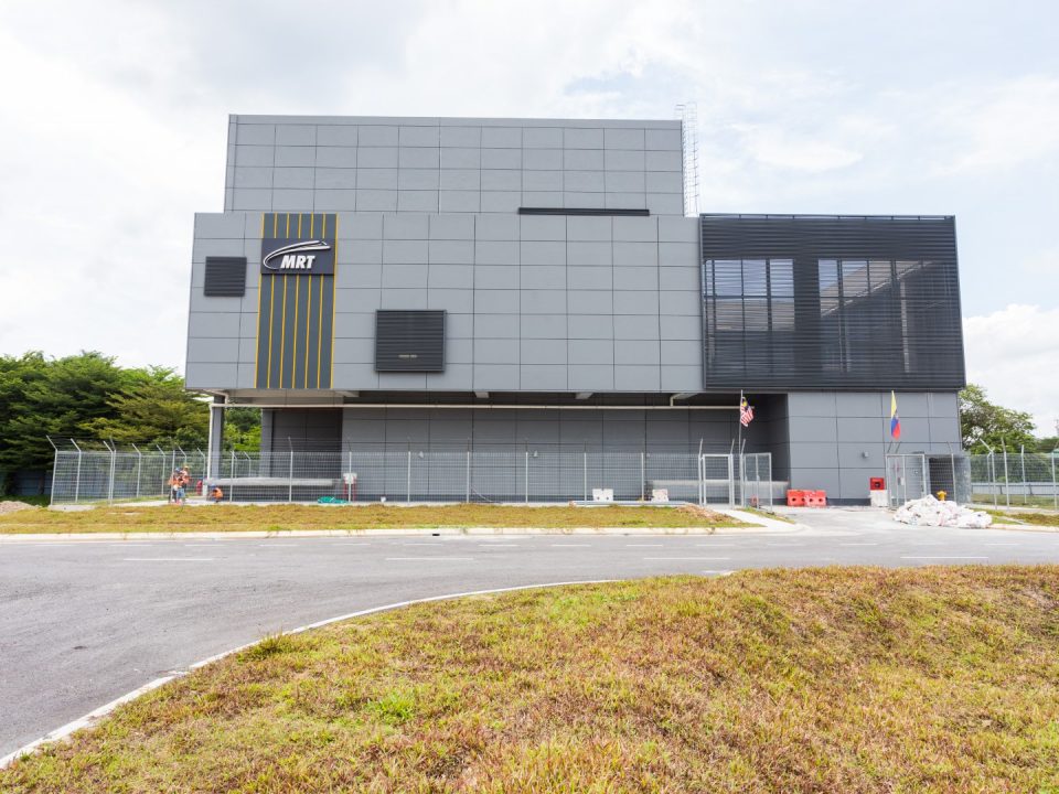 Elevasi hadapan di Stesen MRT Bandar Malaysia Utara.
