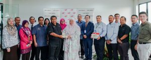 HKL-handover-4-300x120